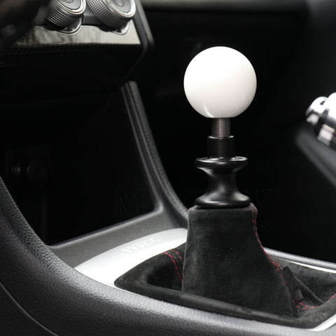 Killer B WRC Style Round Shift Knob White 6mt