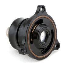 Load image into Gallery viewer, Turbosmart BOV Kompact VR09 Plumb Back Ford Fiesta 1.0L Ecoboost